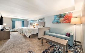 Clarion Inn And Suites Virginia Beach